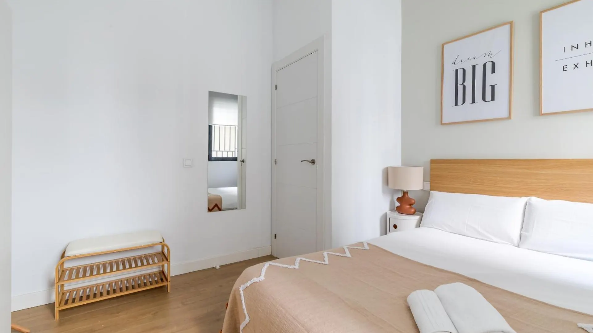 Caterina Alfonso XIII Apartment Madrid