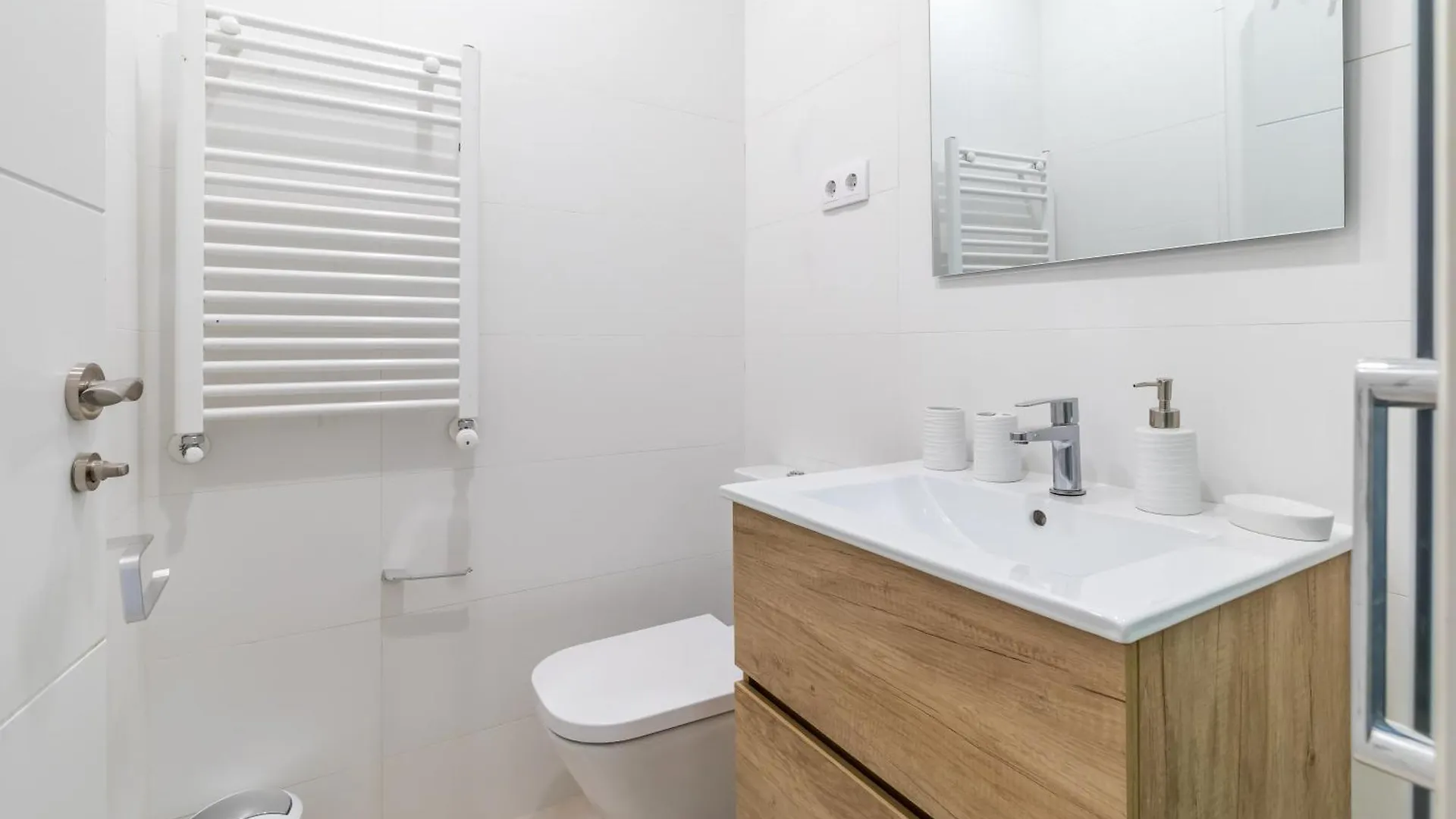 Caterina Alfonso XIII Apartment Madrid