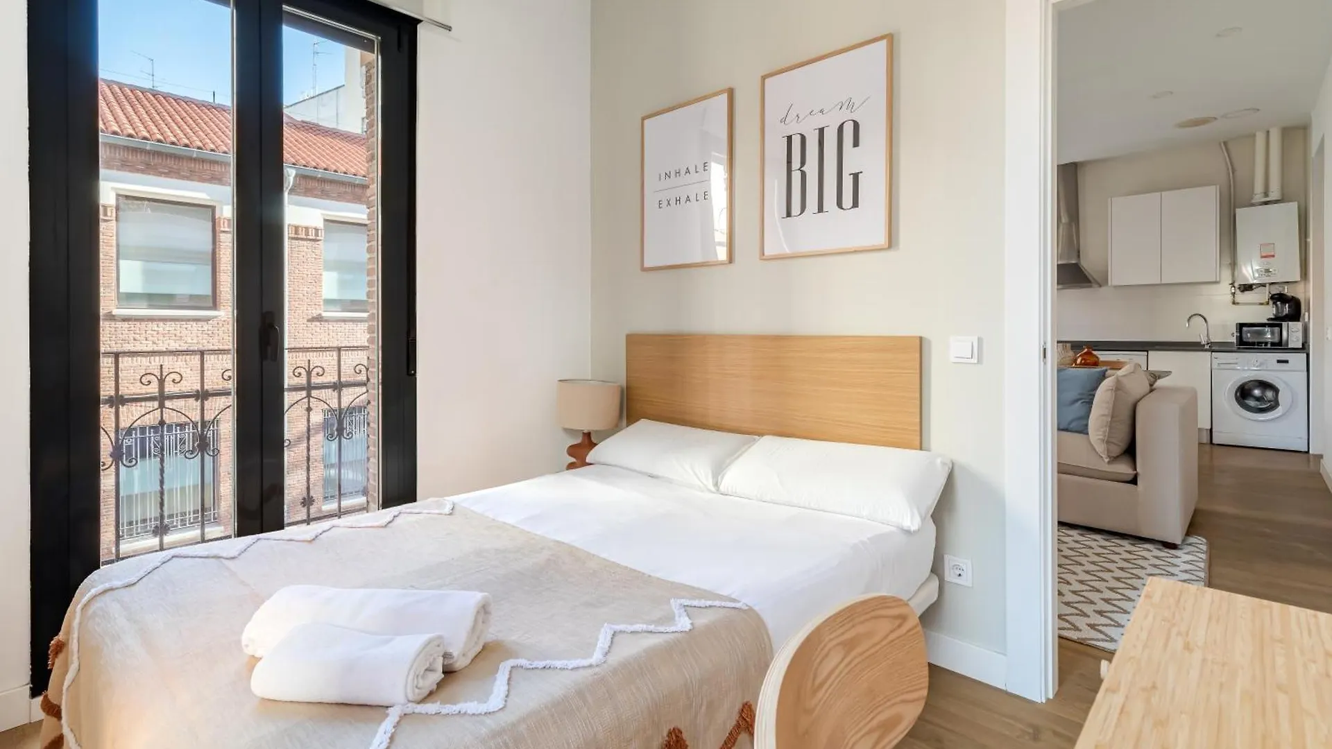 Caterina Alfonso XIII Apartment Madrid